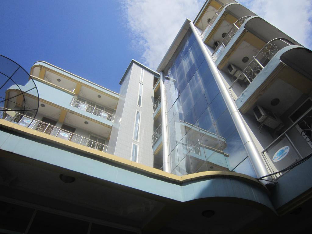 The Dreamer Hotel Dar es Salaam Exterior photo